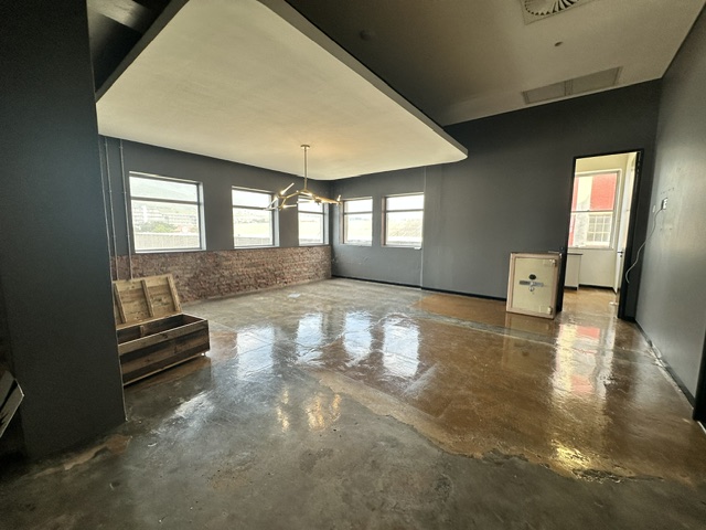 To Let Commercial Property for Rent in Woodstock Western Cape